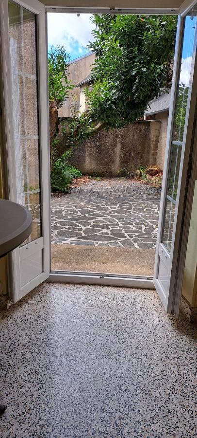 Super Appartement La Souterraine Exterior photo